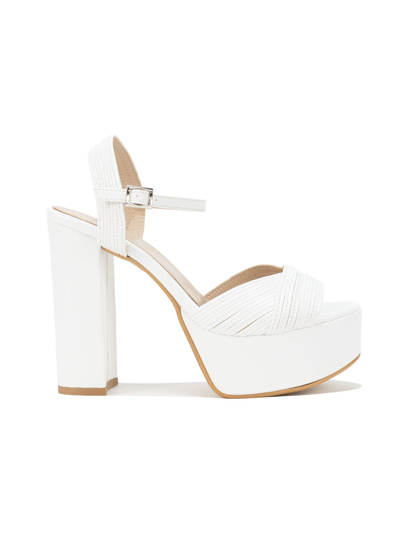 Sandales à talons hauts